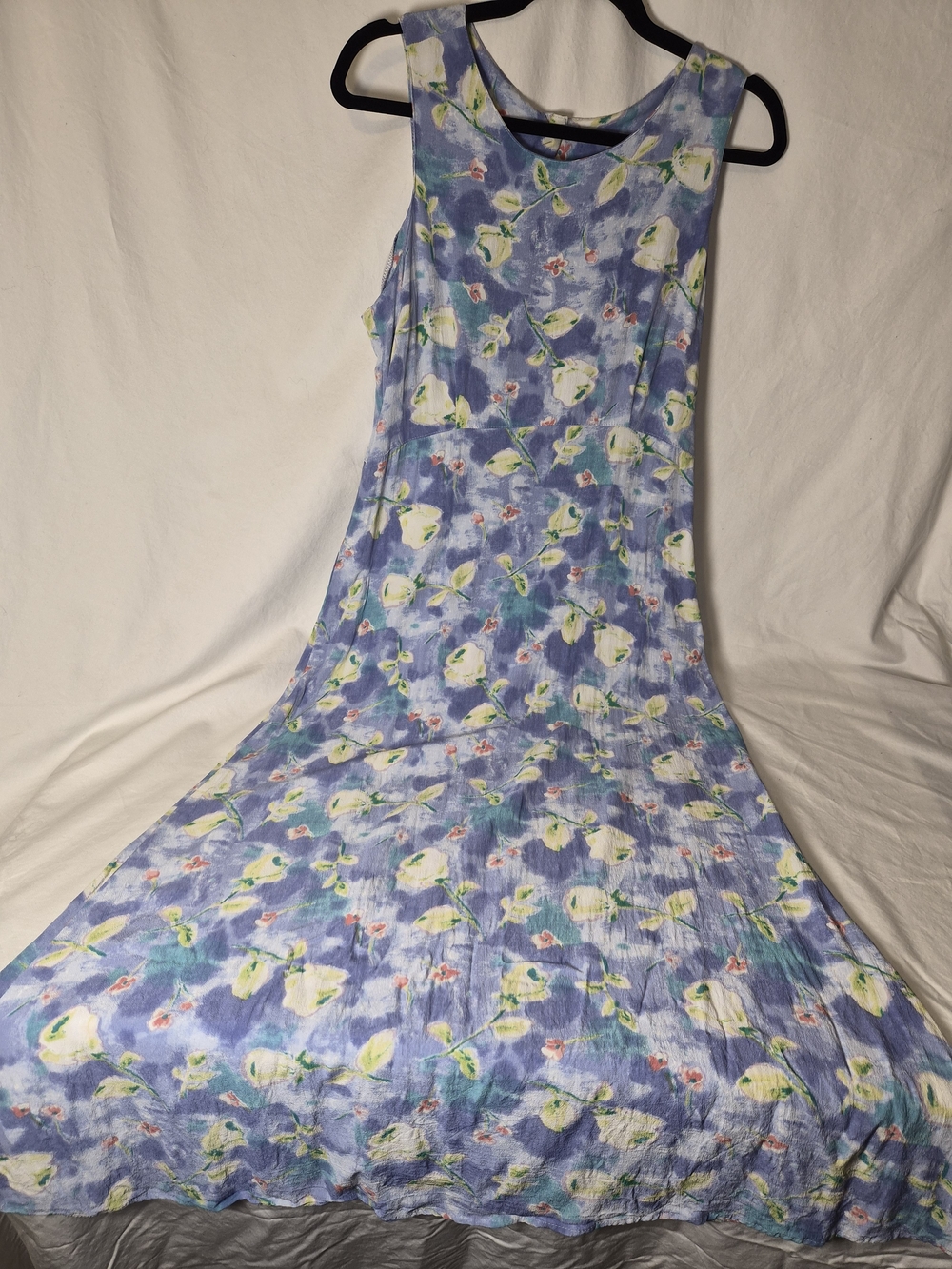 Vintage Light Lavender Floral Maxi Dress with Sleeveless Scoop